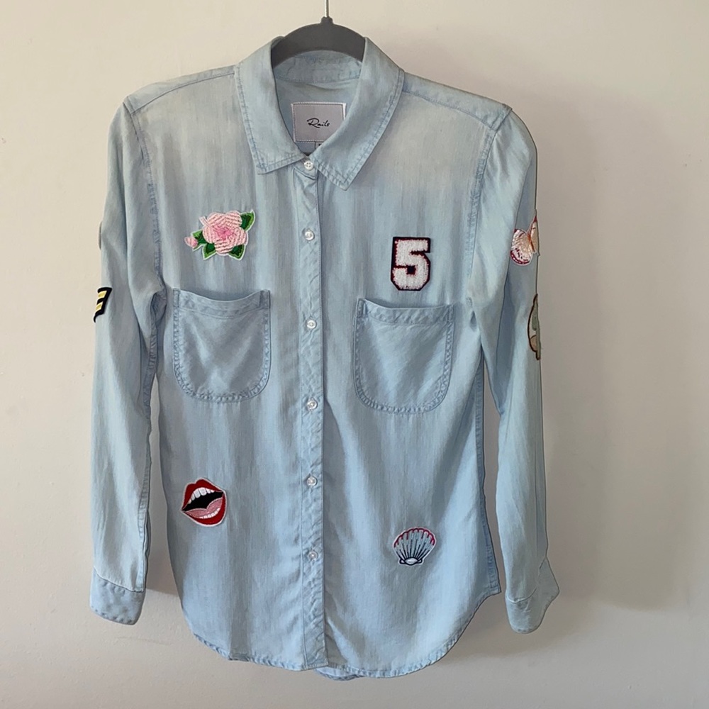 Super cute Rails jean shirt